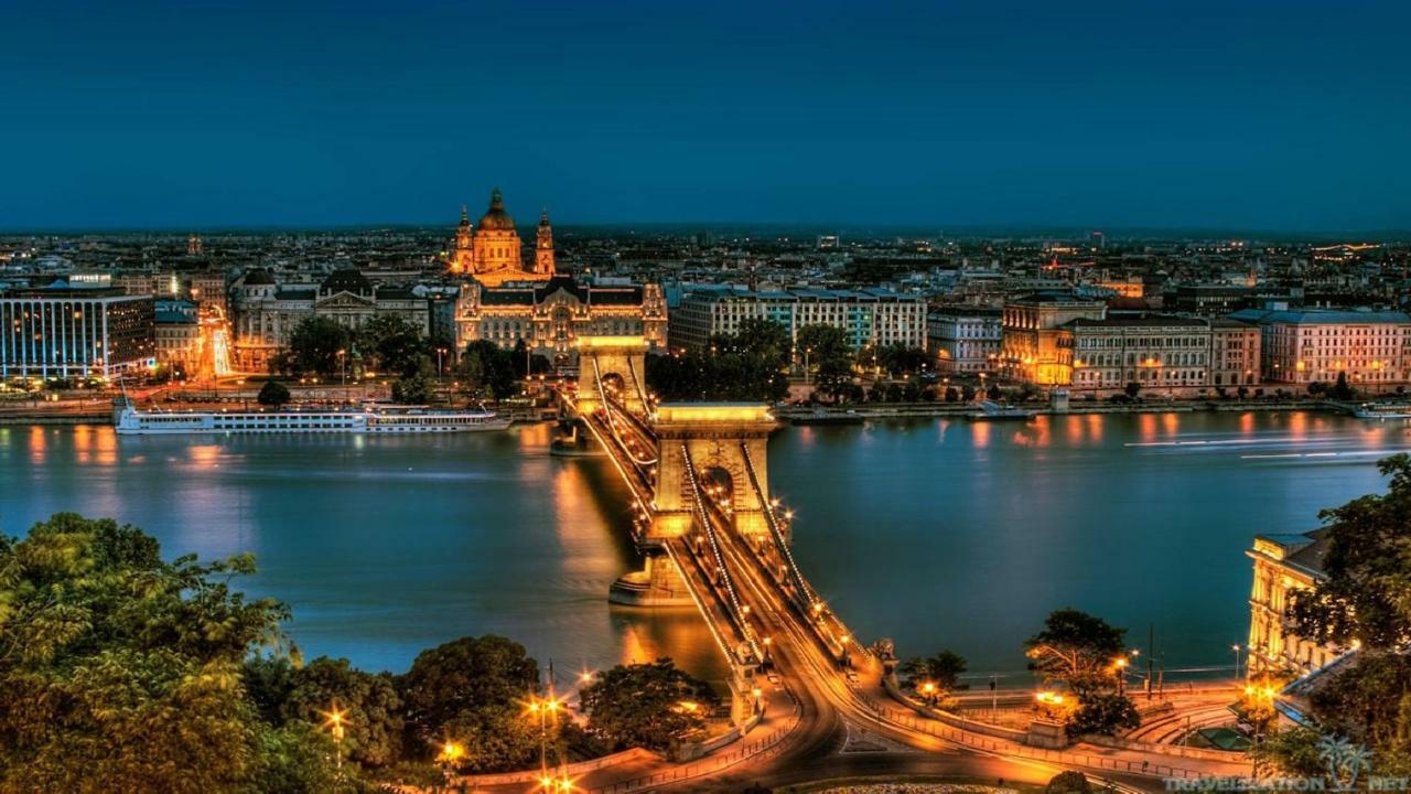 Ferjoe'S Home Apartman Budapeste Exterior foto