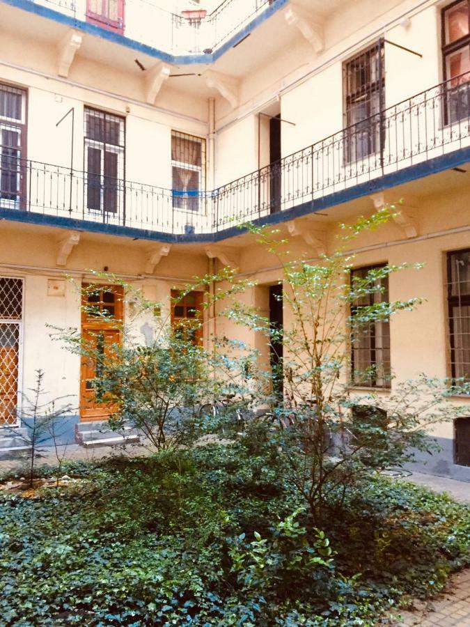 Ferjoe'S Home Apartman Budapeste Exterior foto